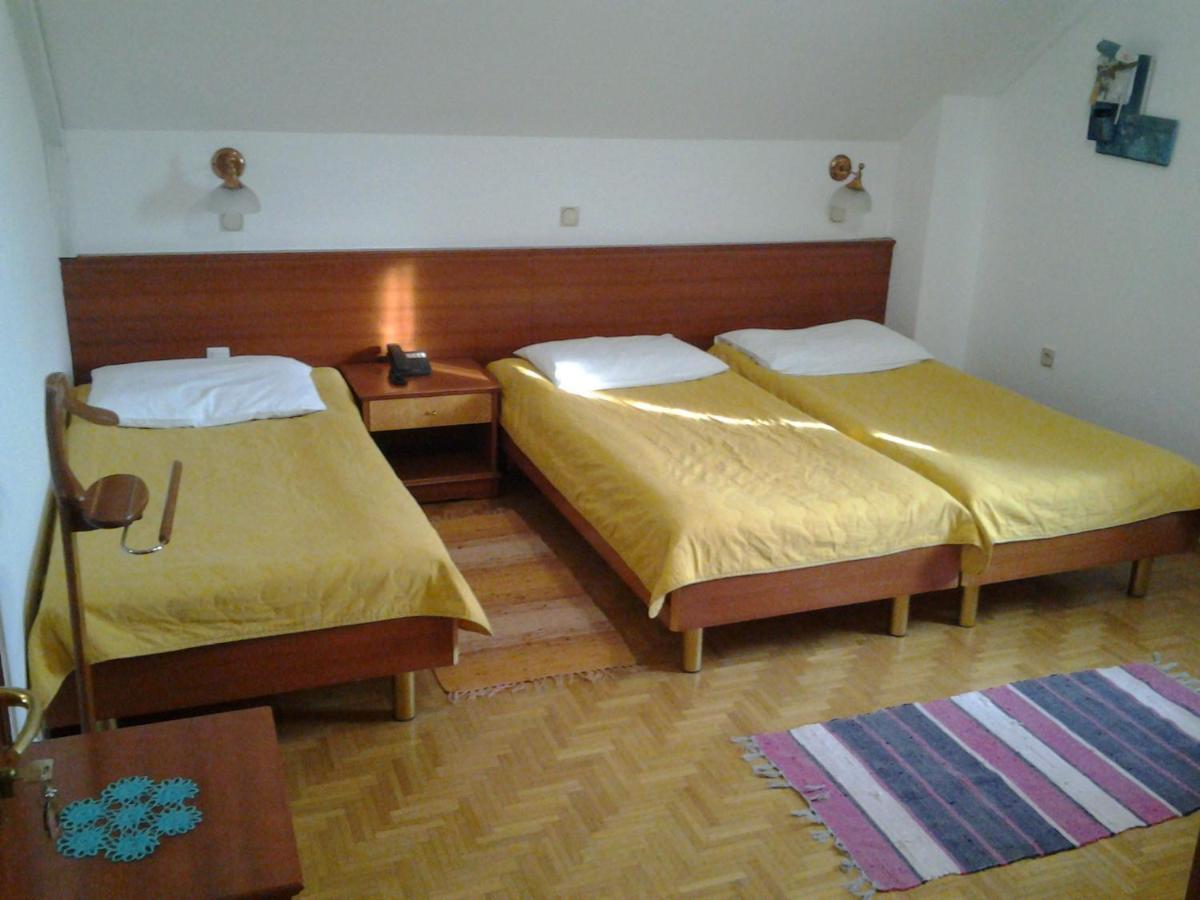 Guest House Arvaj Кран Стая снимка